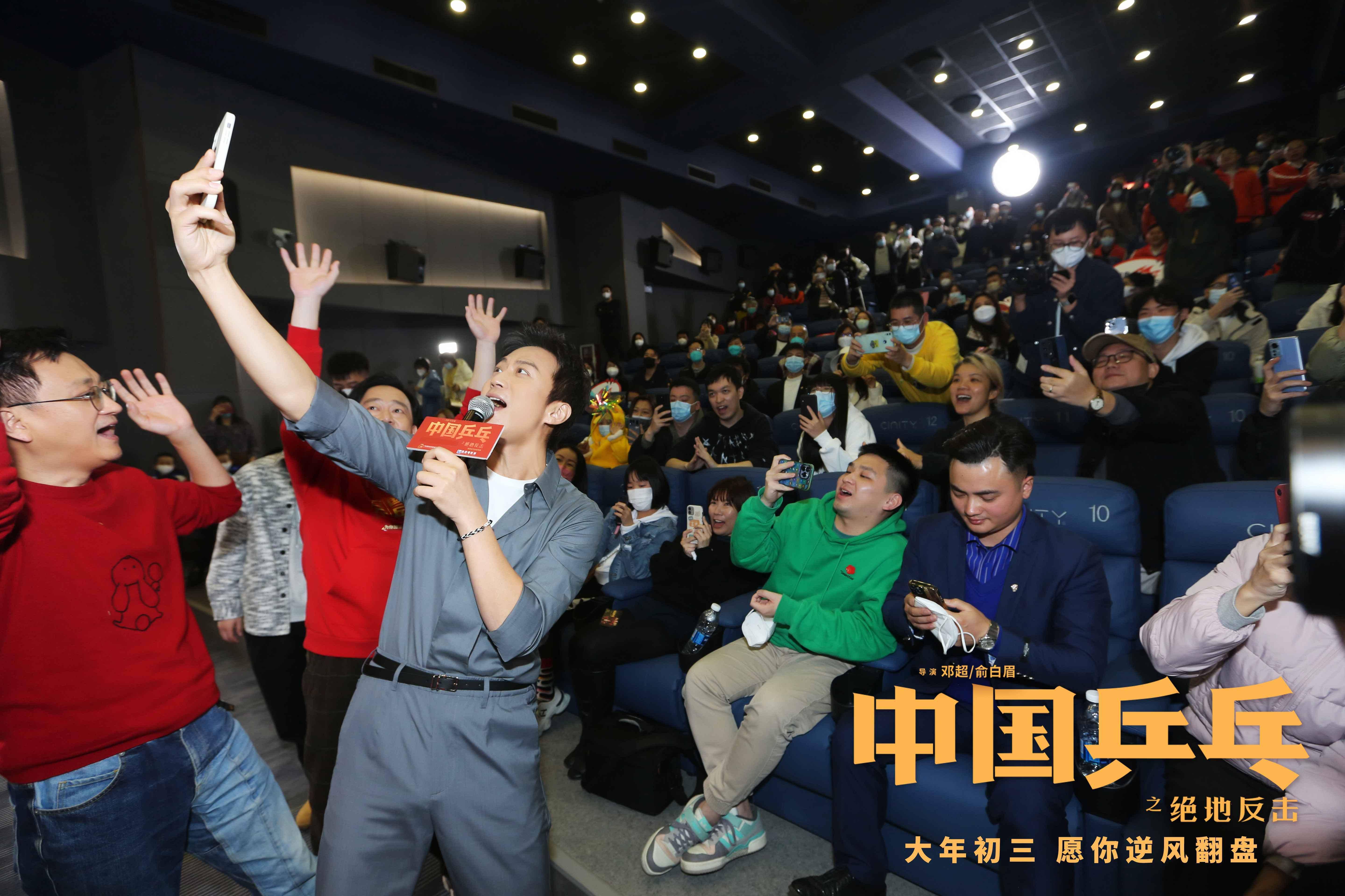 赛后伤情更新引欢呼风云突变门兴格拉德巴赫加时末段更衣室发声，现场解说直呼：费耶诺德围绕意甲主帅复盘